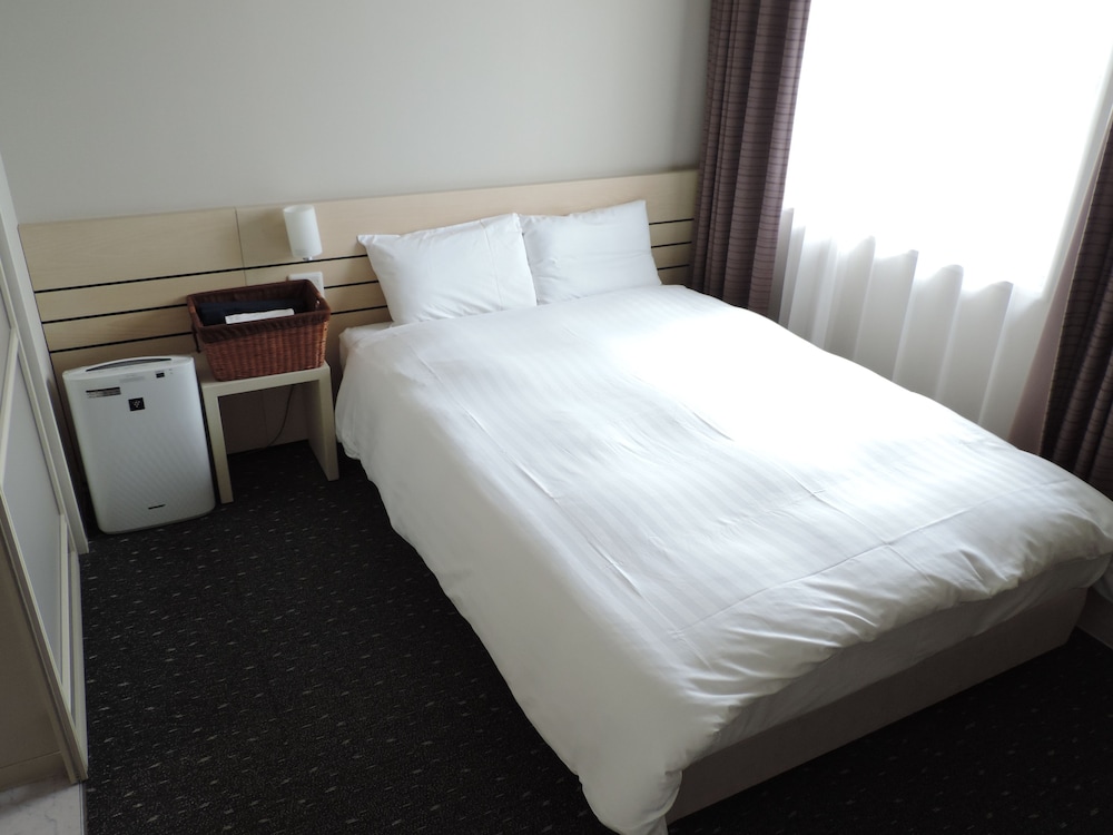 モデレートダブルルーム　禁煙 (18sqm) 客室1 | 中通温泉　こまちの湯　ドーミーイン秋田