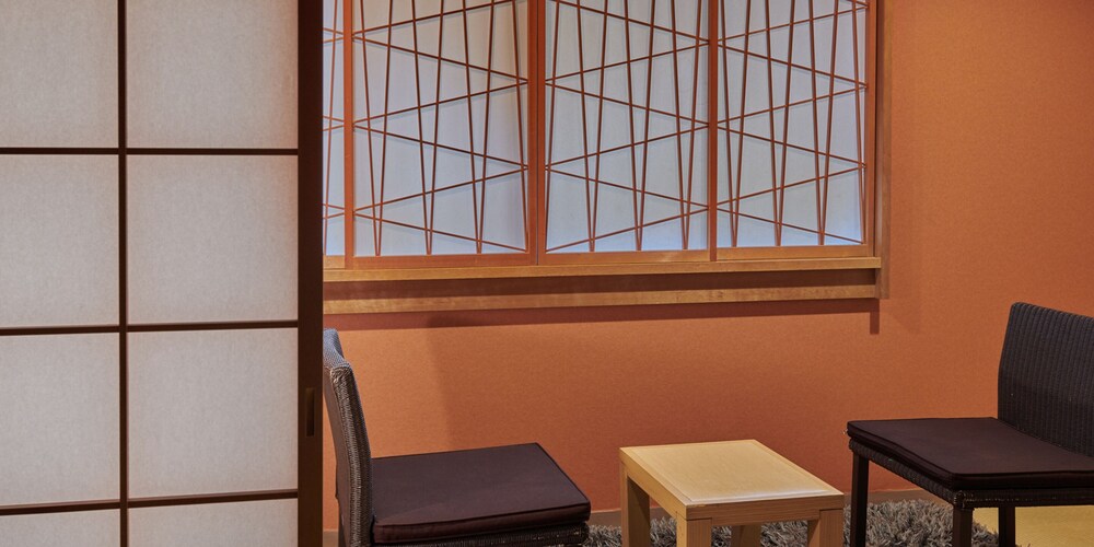 一般客室(和室8畳·BT付)※素泊まり·朝食付 客室6 | 旅館こうろ