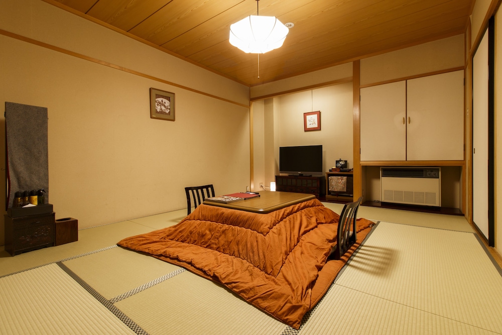 スタンダード ツイン ルーム 禁煙 客室4 | おやど 古都の夢