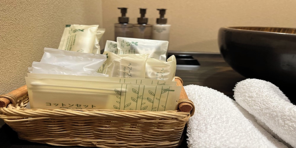 スタンダード ツイン ルーム 禁煙 客室の設備とサービス1 | おやど 古都の夢