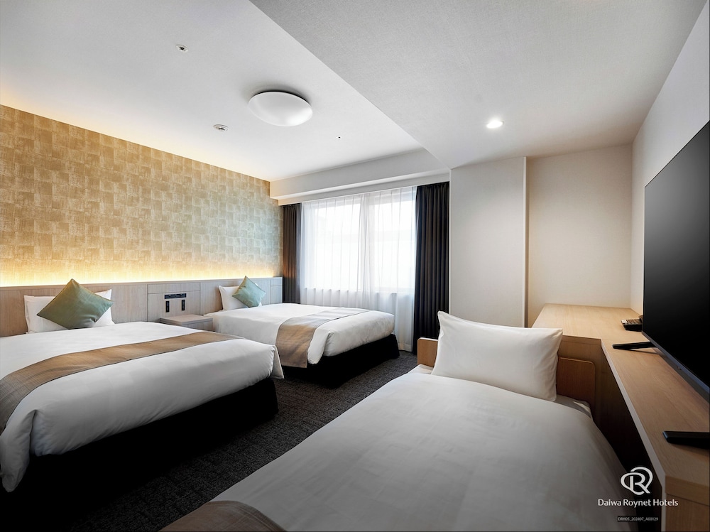 ユニバーサル トリプルルーム 禁煙 | ダイワロイネットホテル京都八条口