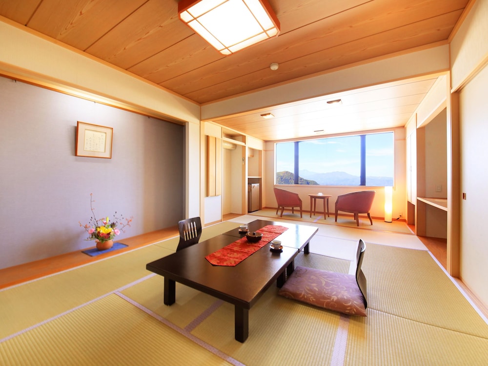客室1 | ホテル椿野