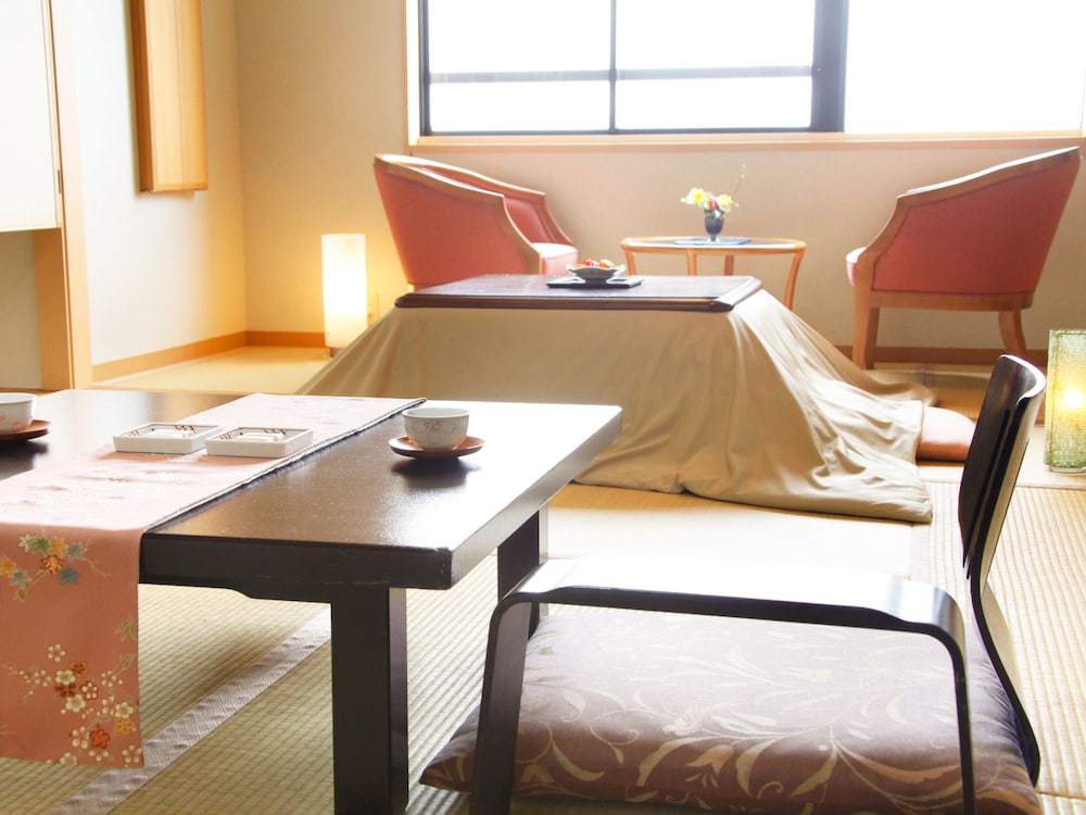 和室 禁煙 眺望なし（スタンダード） 客室1 | ホテル椿野