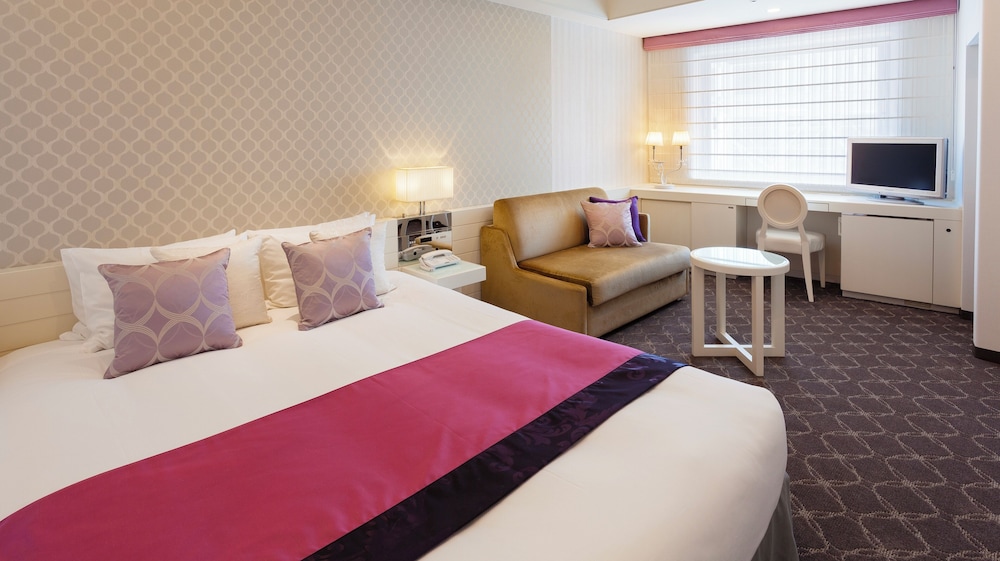 スーペリア ダブルルーム 禁煙（22平米） | ホテル エルセラーン大阪