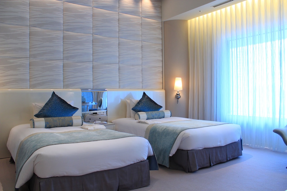 デラックス ツインルーム 禁煙 客室3 | ホテル エルセラーン大阪