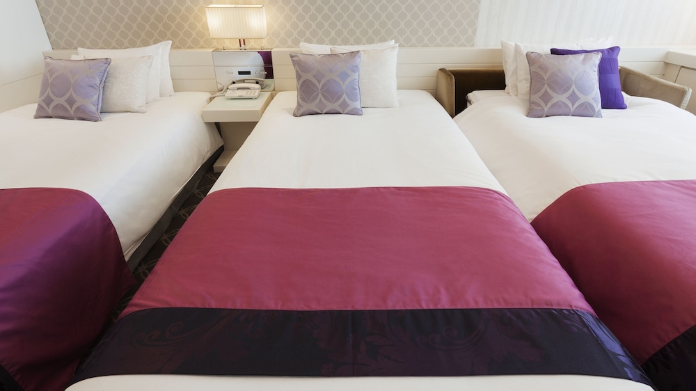 トリプルルーム 禁煙（22平米） 客室1 | ホテル エルセラーン大阪