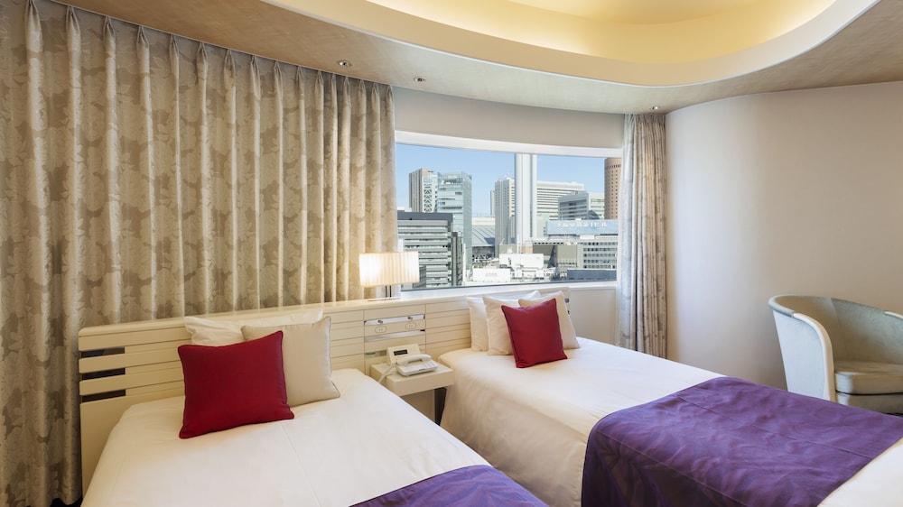 コーナーツインルーム 禁煙（36平米） | ホテル エルセラーン大阪