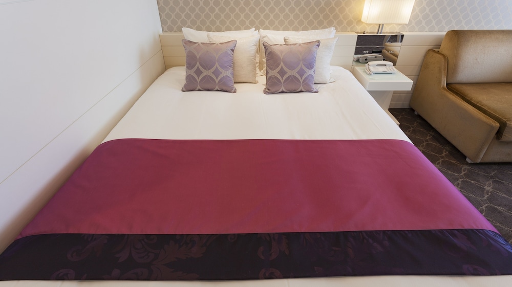 スーペリア ダブルルーム 禁煙（22平米） 客室1 | ホテル エルセラーン大阪