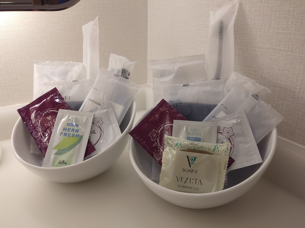 デラックス ツインルーム 禁煙 バスルームの設備0 | ホテル エルセラーン大阪