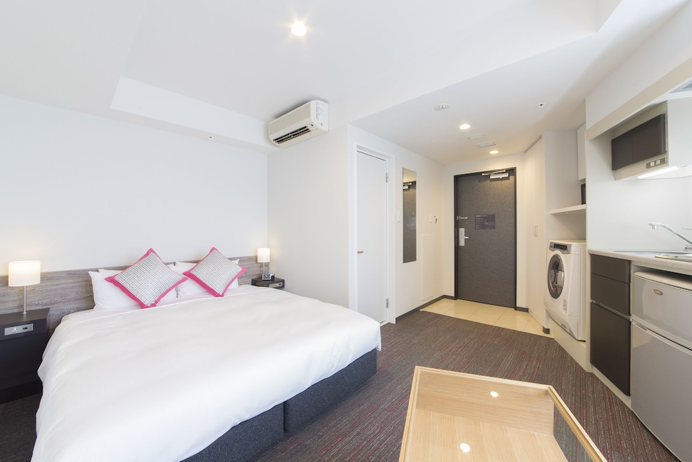 Residential Double (for 2 people) / with Washer & Dryer | 東急ステイ五反田