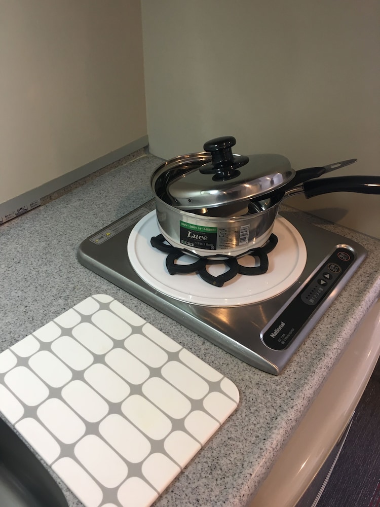 Residential Double (for 2 people) / with Washer & Dryer 専用簡易キッチン1 | 東急ステイ五反田