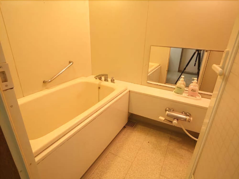 和室 喫煙 海を臨む 10~12 畳 / 4 名迄 バスルーム0 | ホテルシーモア