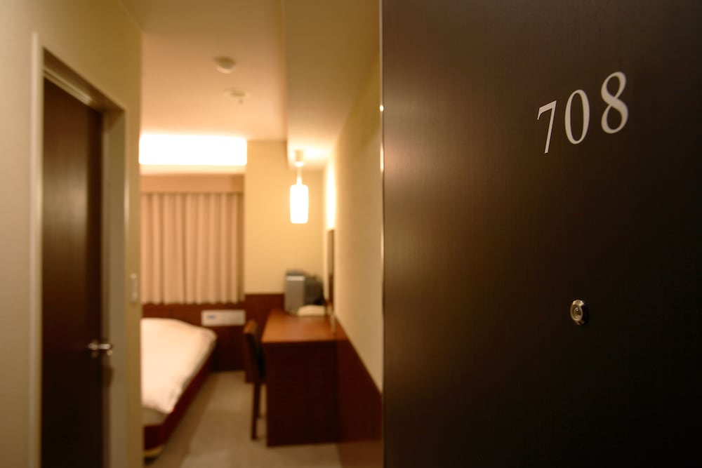 セミダブルルーム （禁煙） 客室1 | 岡山ビューホテル