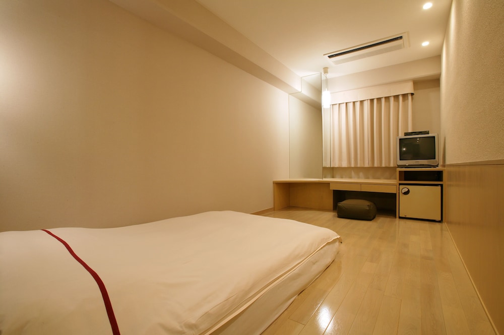 ダブル ルーム (喫煙) 客室1 | 岡山ビューホテル