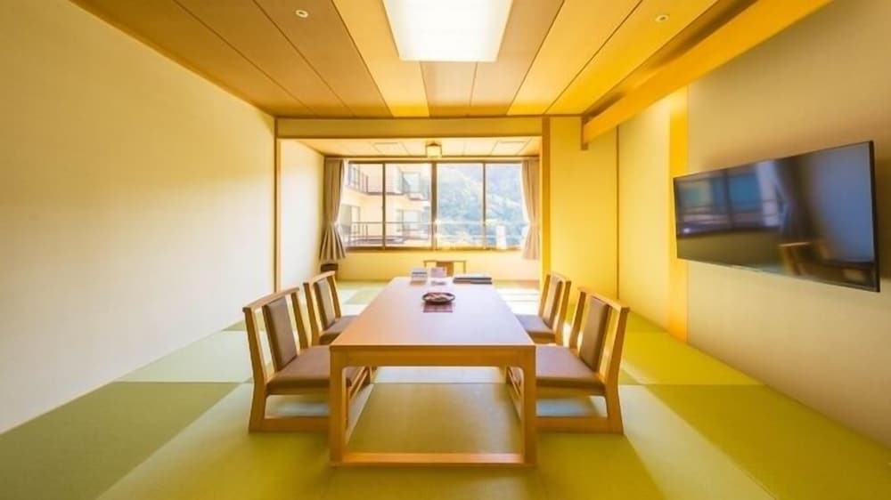[本館] 和室 (8畳~) 禁煙 | 会津・東山温泉 御宿 東鳳 (オリックスホテルズ＆リゾーツ)