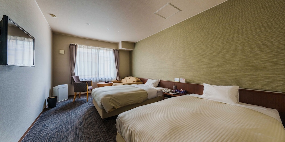 トリプルルーム 禁煙 | 会津・東山温泉 御宿 東鳳 (オリックスホテルズ＆リゾーツ)