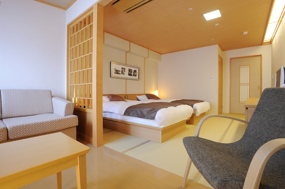 [朝食/夕食 ビュッフェ込み] Yukihotaru ツインルーム 禁煙 客室4 | ホテル大雪　ONSEN＆CANYON　RESORT