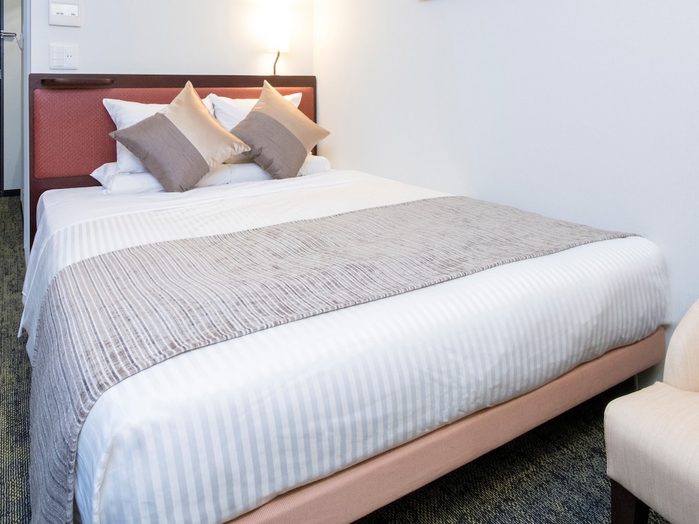 スタンダード ダブルルーム 喫煙可 客室2 | ホテルマイステイズ福岡天神