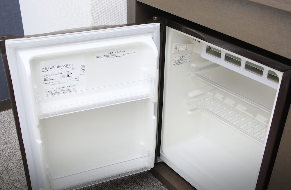 エコノミー ツインルーム シングルベッド 2 台 禁煙 客室2 | ダイワロイネットホテル東京赤羽