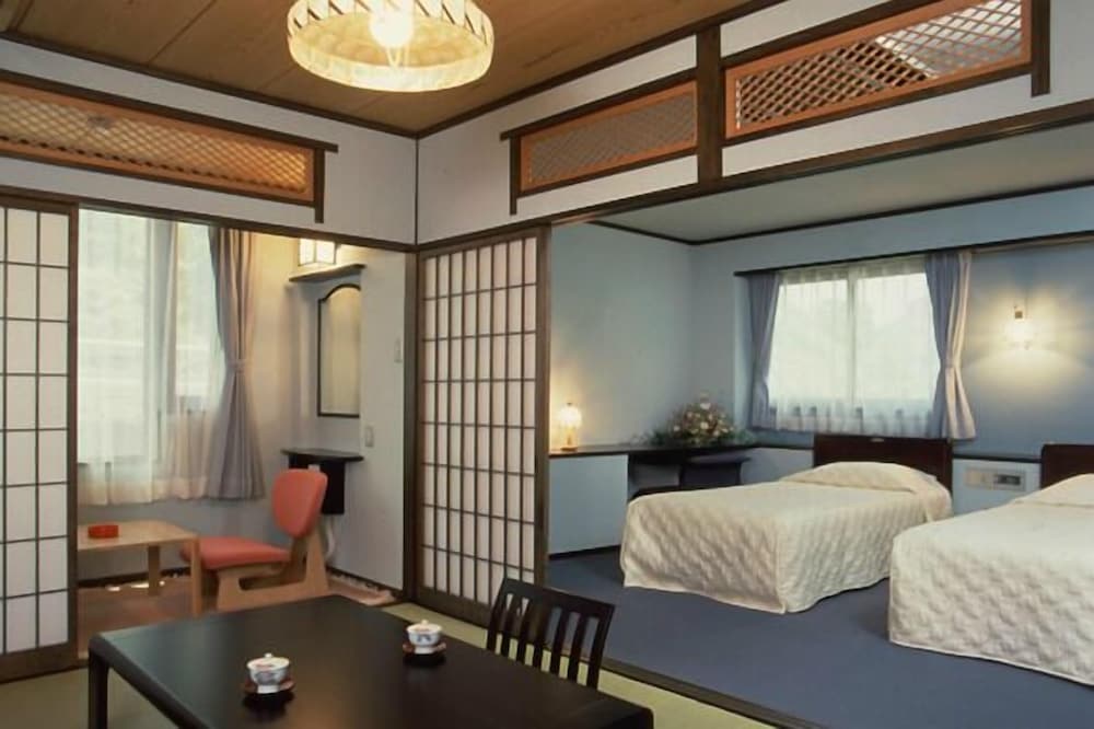 スタンダート和洋室　布団付き 客室1 | 瀬音・湯音の宿 浮羽