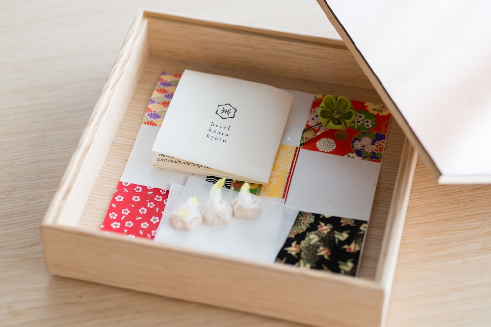 本館デラックスツインルーム 客室の設備とサービス0 | ホテル カンラ京都