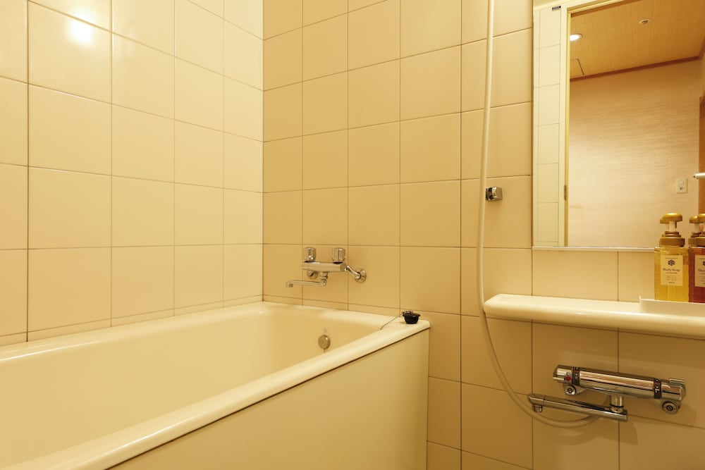 [天領閣] デラックス和室 (大部屋) 禁煙 バスルーム0 | 飛騨高山温泉 高山グリーンホテル (京王グループホテルズ)