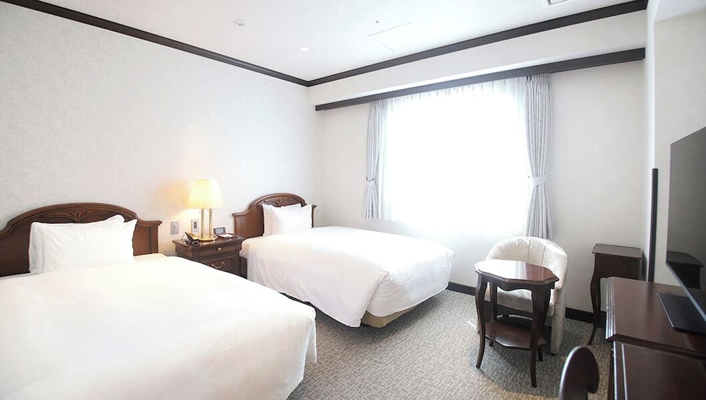 スタンダード ツインルーム 禁煙 (PIENA Classic) 客室2 | ホテルピエナ神戸