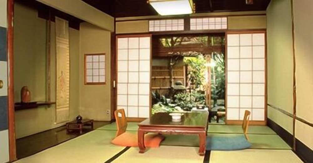 トラディショナル ルーム 専用バスルーム (Japanese Room) 客室2 | 祇園吉今