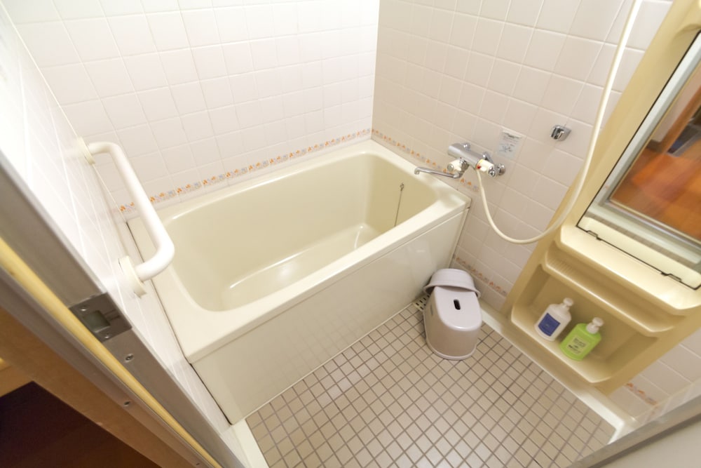 石長松菊園タワー - 和室 バスルーム2 | お宿 いしちょう