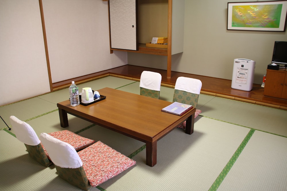 お宿いしちょうタワー - 和室 客室内のダイニングエリア0 | お宿 いしちょう