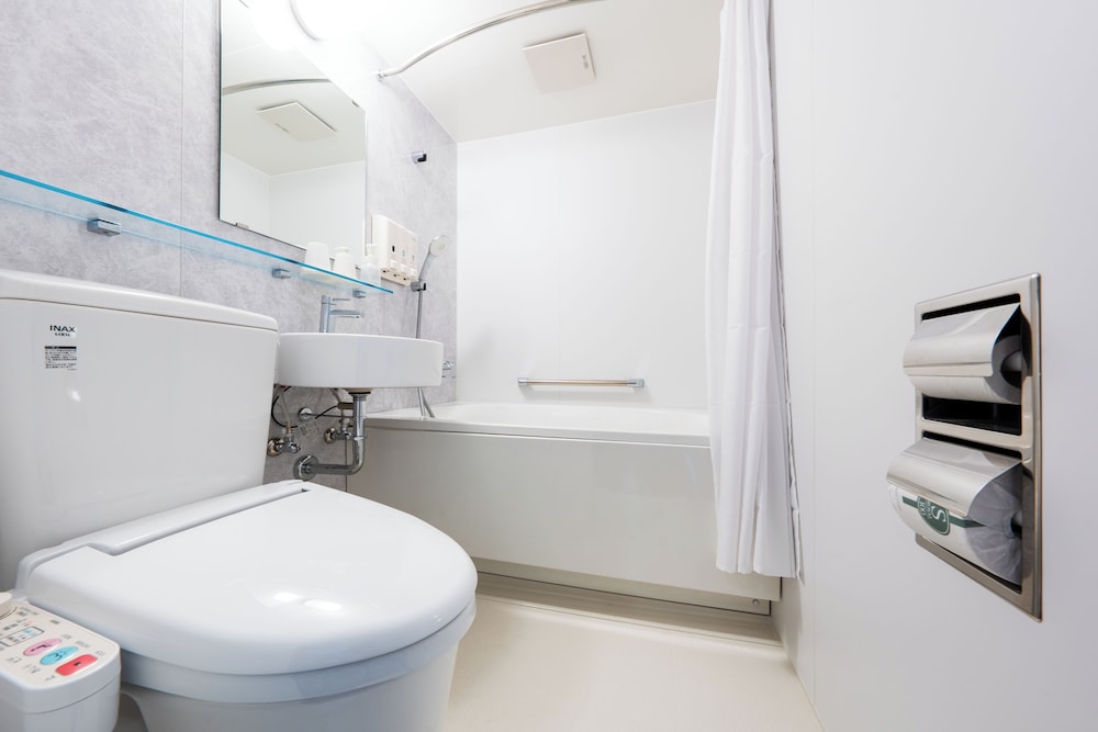 シングルルームセミダブルサイズベッド 1 台 喫煙可 バスルーム1 | ホテル シーウェーブ 別府