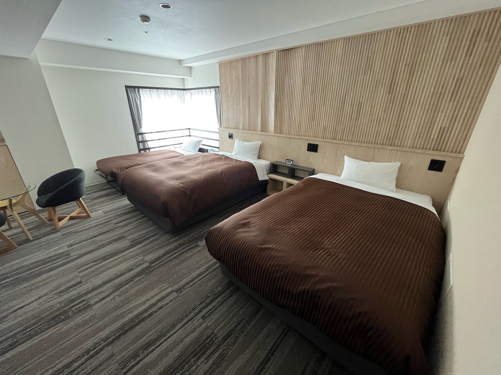 エグゼクティブ トリプルルーム 禁煙 客室11 | ベルモント ホテル