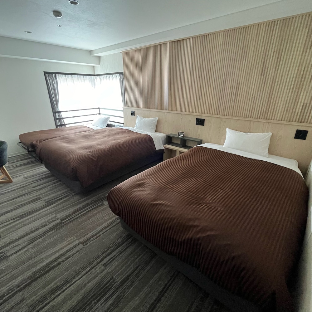 エグゼクティブ トリプルルーム 禁煙 客室9 | ベルモント ホテル