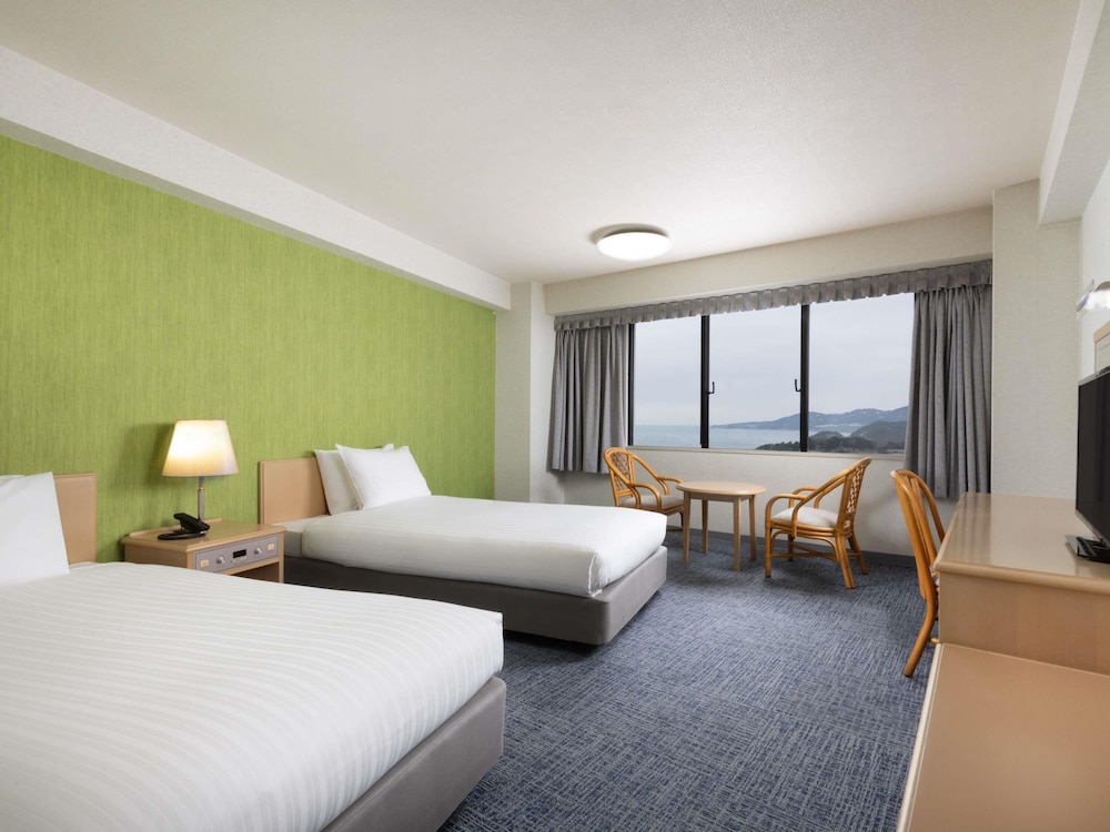 クラシックツイン オーシャンビュー(TRAZ) 客室1 | グランドメルキュール和歌山みなべリゾート & スパ