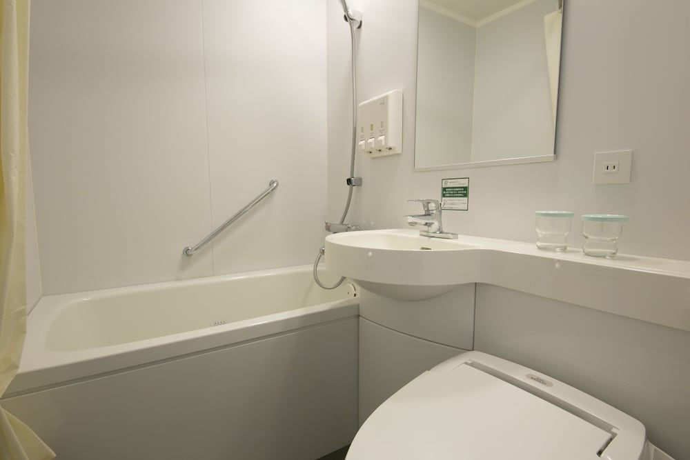 エコノミー ダブルルーム 禁煙 バスルーム0 | 新大阪ワシントンホテルプラザ