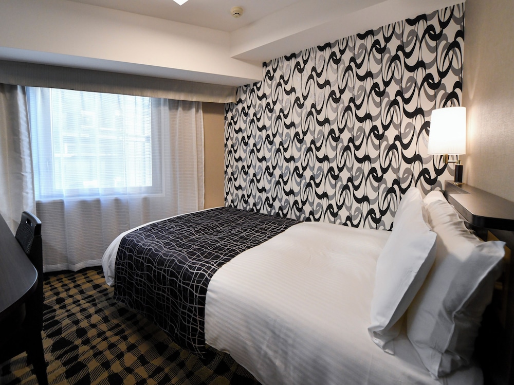 セミダブルルーム　禁煙 | アパホテル〈新橋 御成門〉