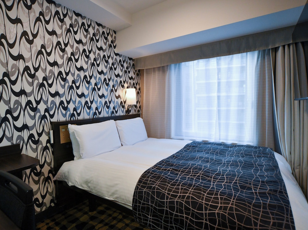 ダブルルーム 禁煙 | アパホテル〈新橋 御成門〉