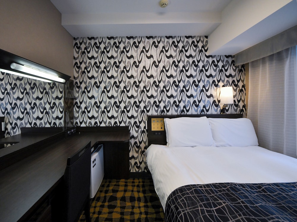 セミダブルルーム　禁煙 客室3 | アパホテル〈新橋 御成門〉