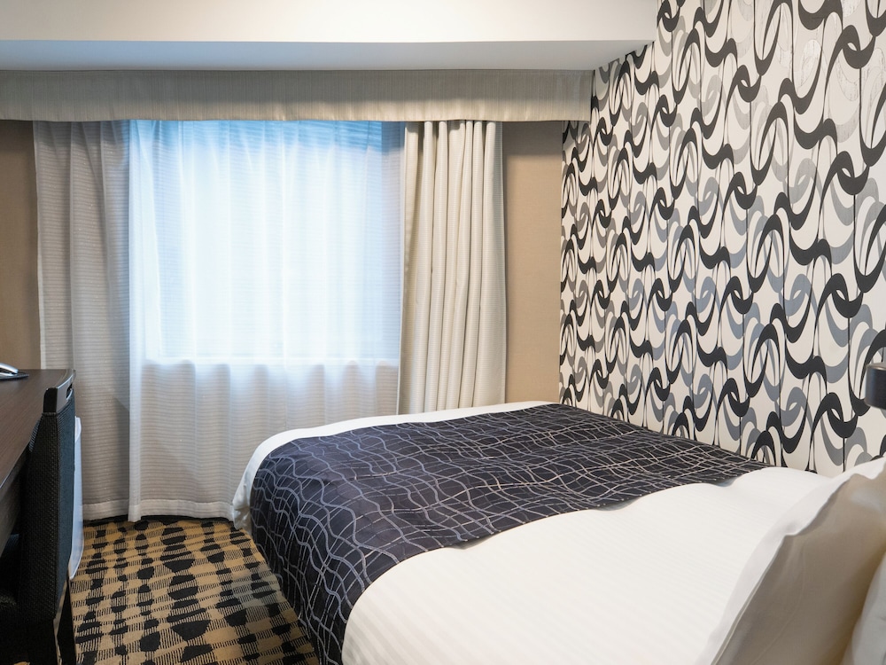 セミダブルルーム　禁煙 | アパホテル〈新橋 御成門〉