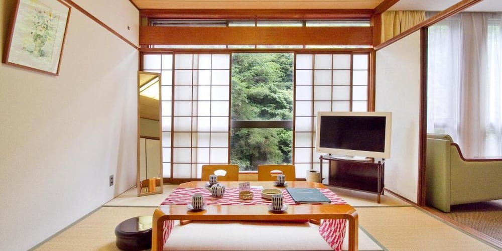 和室 マウンテンビュー | 奥道後　壱湯の守