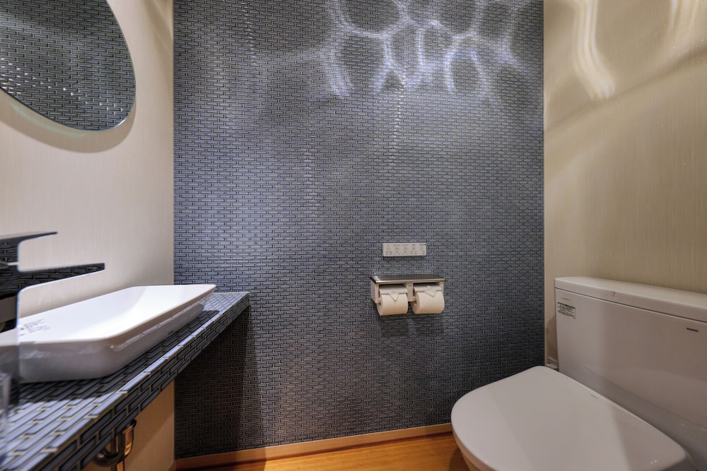 (新) コンフォート ツインルーム シングルベッド2台 禁煙 シティビュー 客室2 | 本陣平野屋 別館