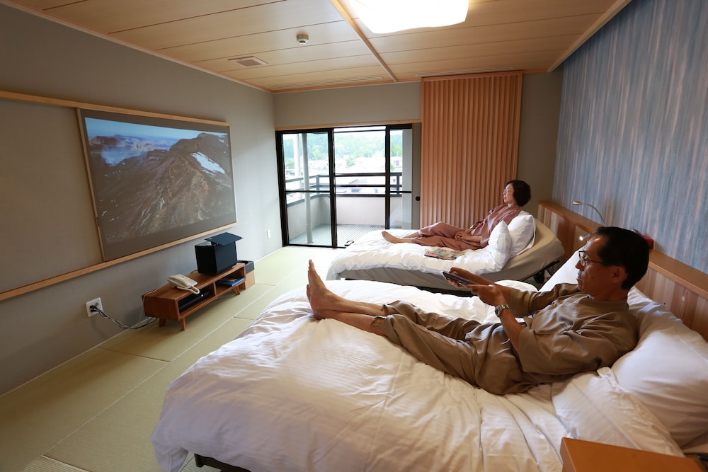 電動ベッド付ツインルーム リバービュー 禁煙 客室1 | 本陣平野屋 別館