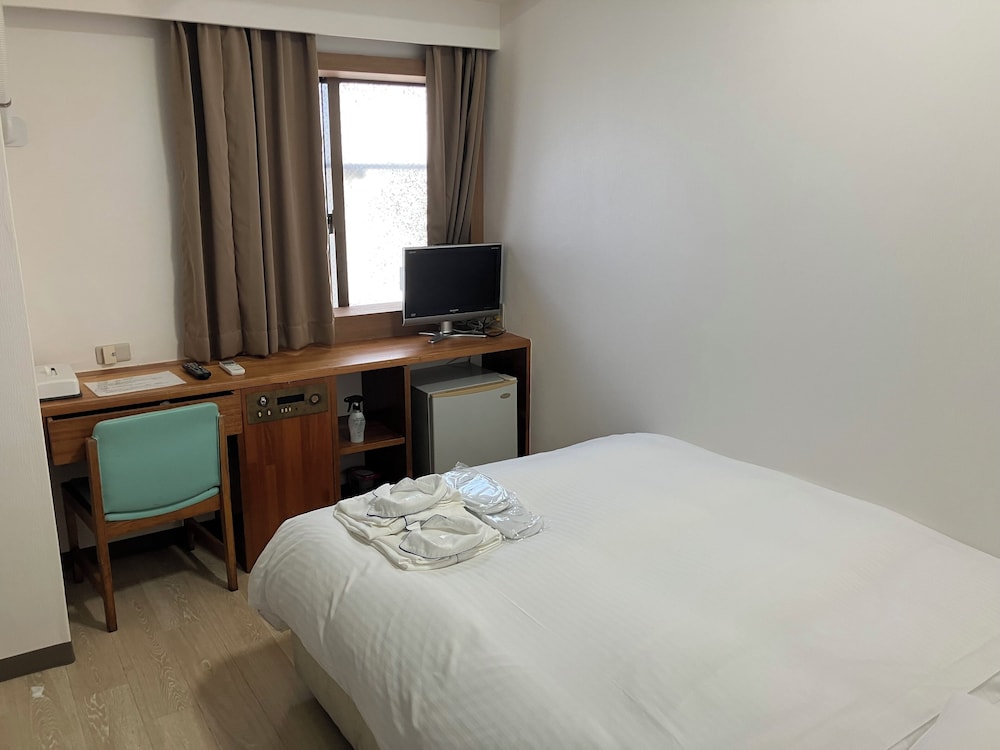 ダブルルーム | ホテル国際プラザ