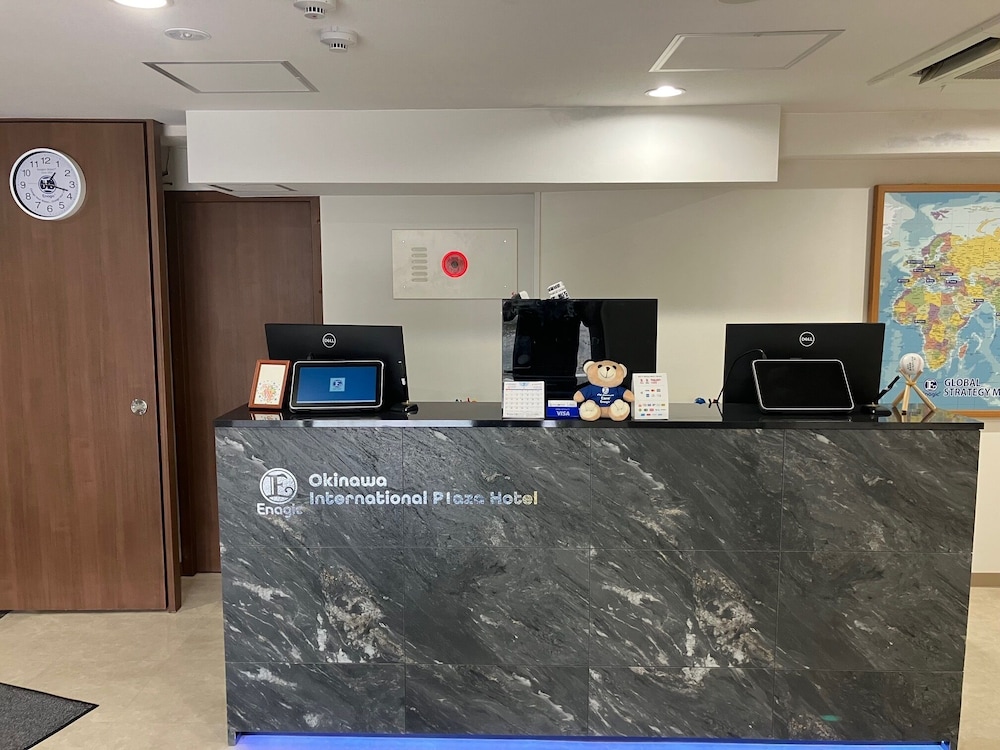 フロント1 | ホテル国際プラザ