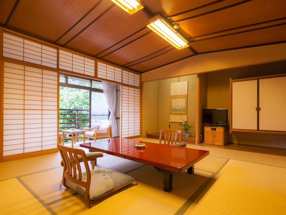 和室 禁煙 (10 Tatami Mats, Check-in by 8 PM) | 有馬温泉 月光園 游月山荘