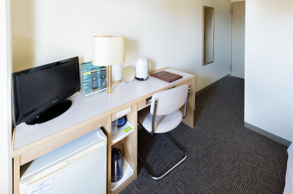 セミダブルルーム (禁煙) 小型冷蔵庫0 | 新大阪サニーストンホテル