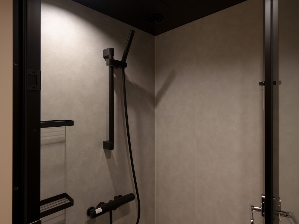 デラックスツイン2F テラス付 禁煙 バスルーム0 | 雲仙宮崎旅館