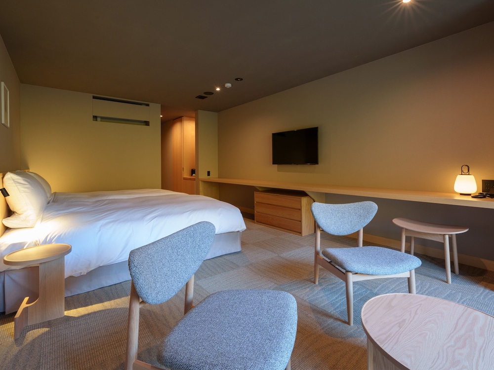 デラックスツイン2F テラス付 禁煙 客室2 | 雲仙宮崎旅館