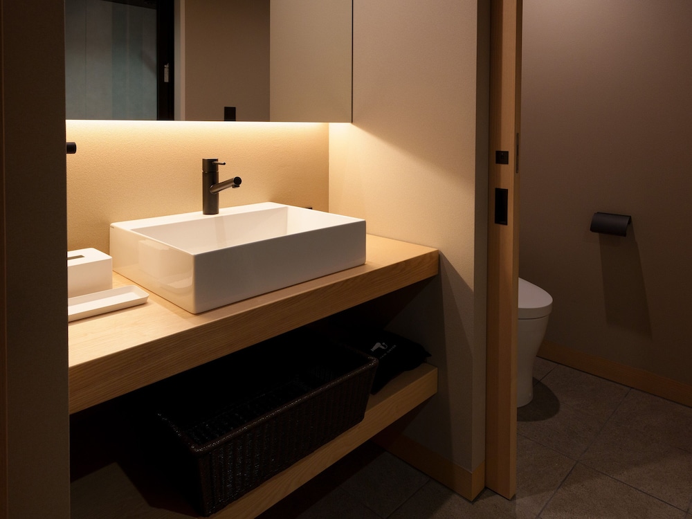 デラックスツイン2F テラス付 禁煙 客室3 | 雲仙宮崎旅館