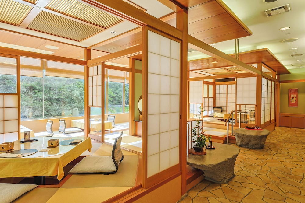 レストラン1 | 有馬温泉 旅館 月光園 鴻朧館